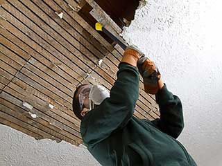 Low Cost Ceiling Removal In Brentwood CA